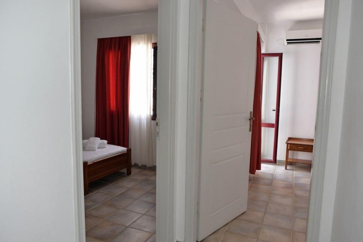 Eva Suites & Apartments Agia Marina Exterior foto