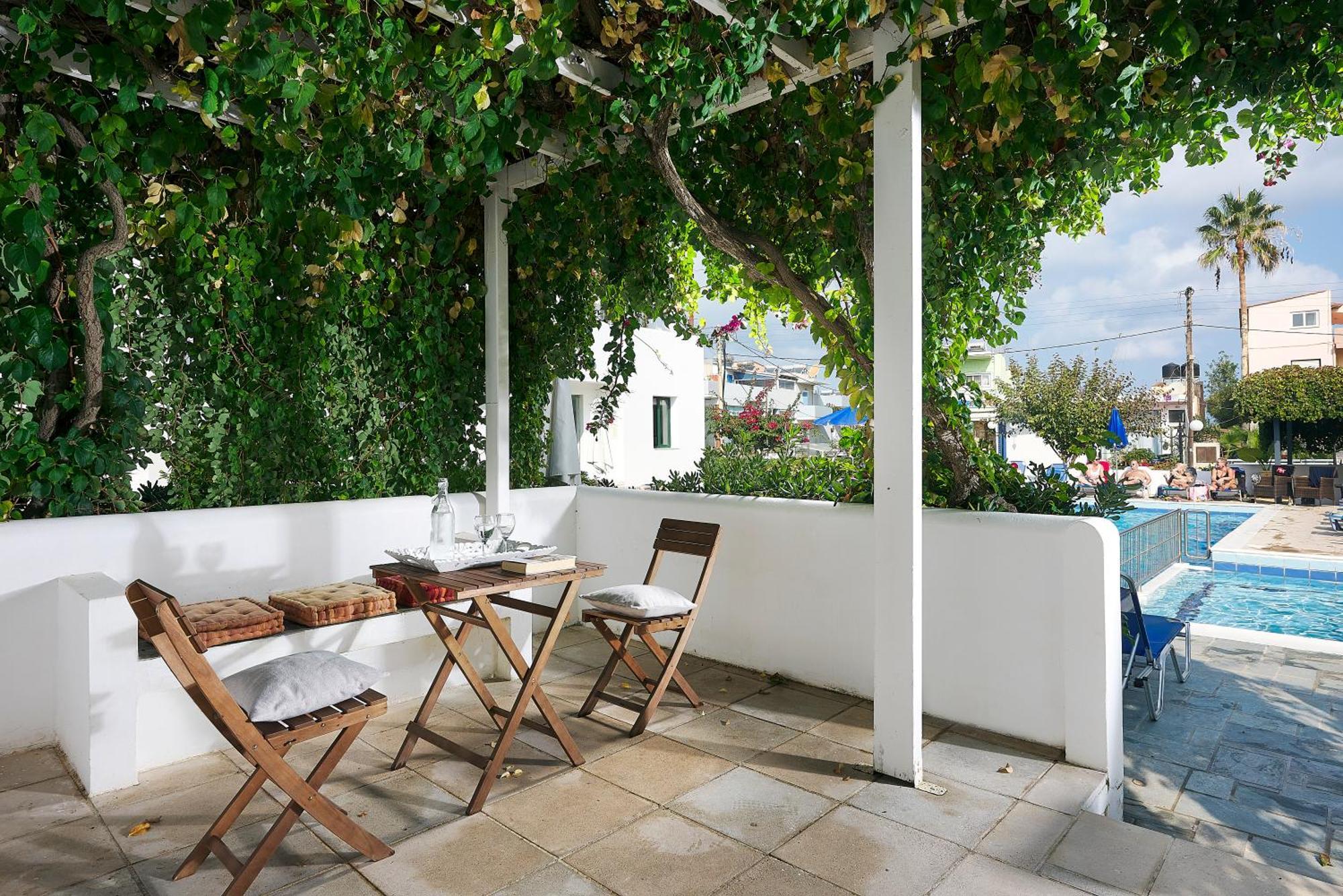 Eva Suites & Apartments Agia Marina Cameră foto