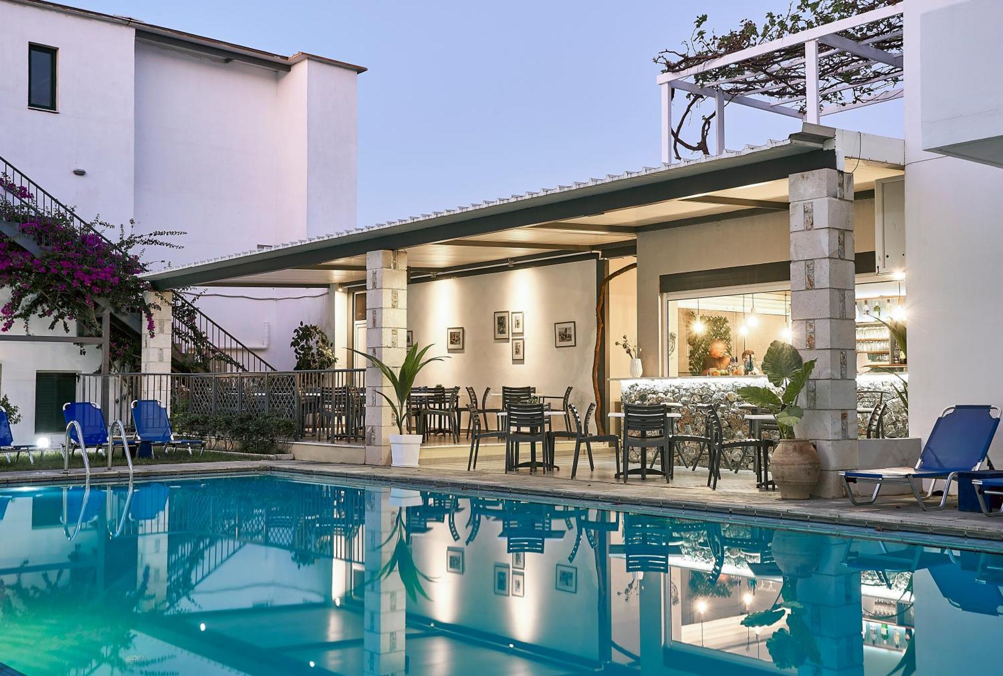 Eva Suites & Apartments Agia Marina Exterior foto