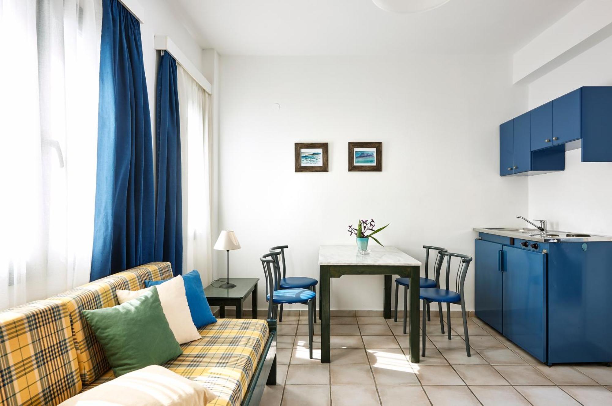 Eva Suites & Apartments Agia Marina Cameră foto