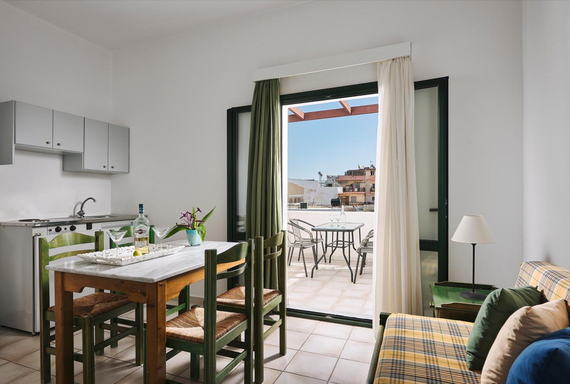 Eva Suites & Apartments Agia Marina Cameră foto