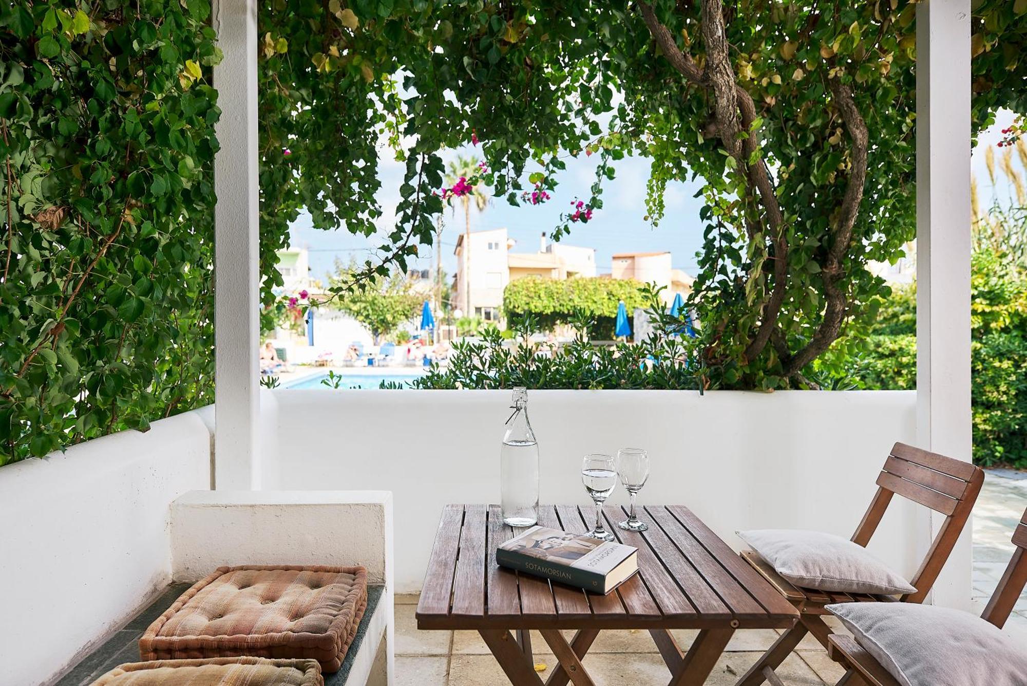 Eva Suites & Apartments Agia Marina Cameră foto